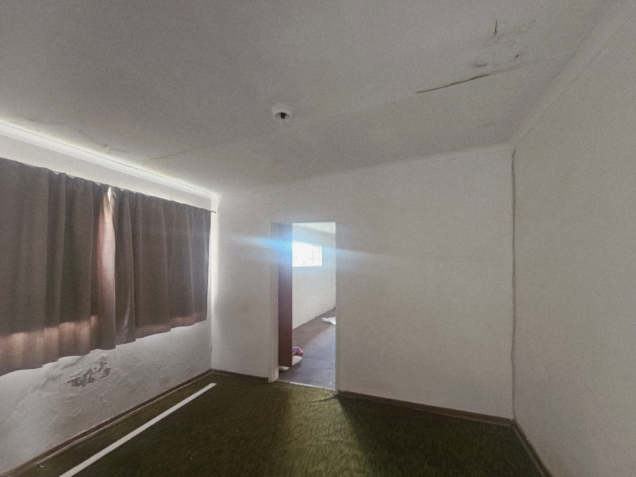 4 Bedroom Property for Sale in Ladybrand Free State